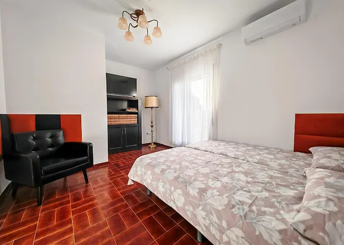 Aparthotel Cc *