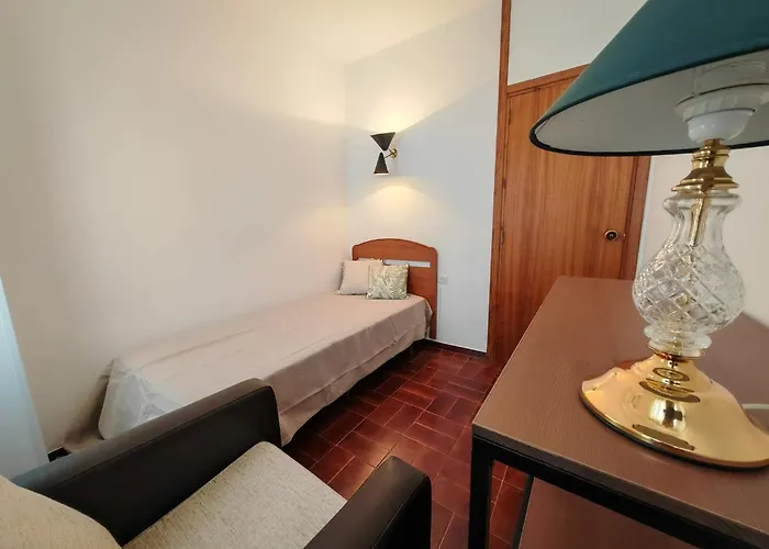 Aparthotel Cc *