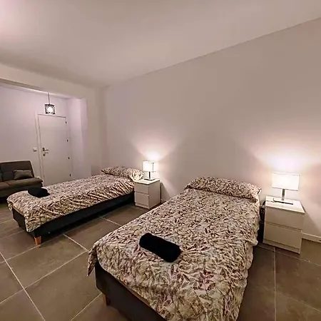 Hotel apartamentowy Cc *